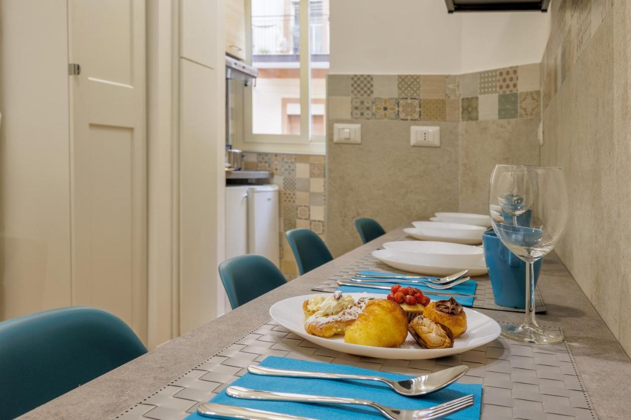 Live Suite Napoli Exterior photo